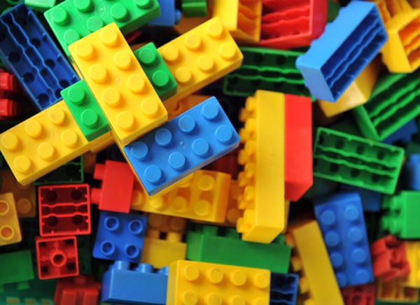 Se crea en Dinamarca el juego LEGO-0