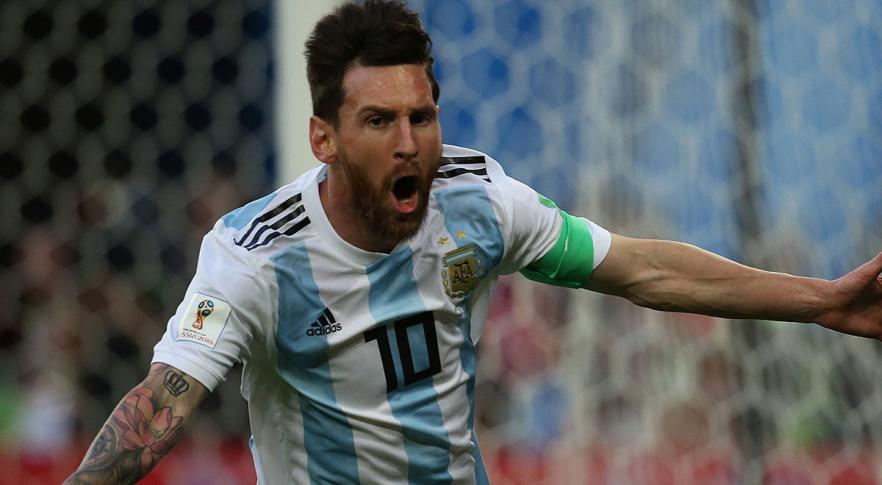 Lionel Messi debutaba en la Selección argentina de fútbol