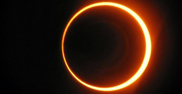 Ocurrió eclipse solar más largo-0